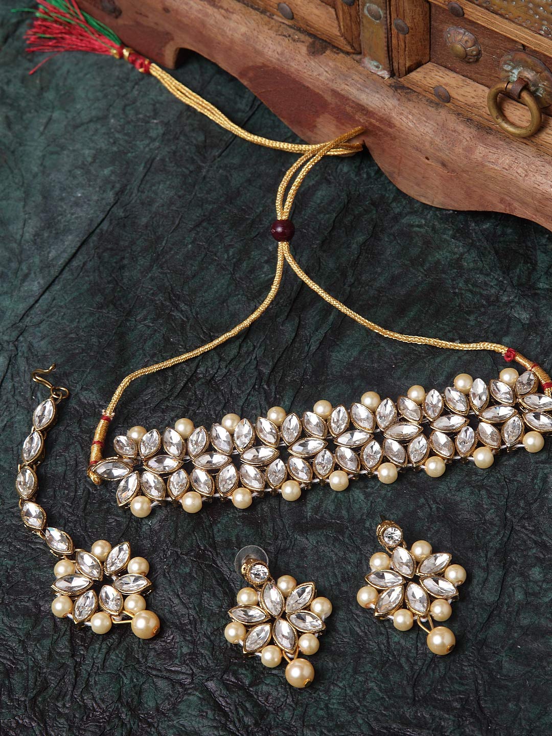 Shining Diva Fashion Latest Choker Design Antique Kundan Traditional Necklace Jewellery Set for Women